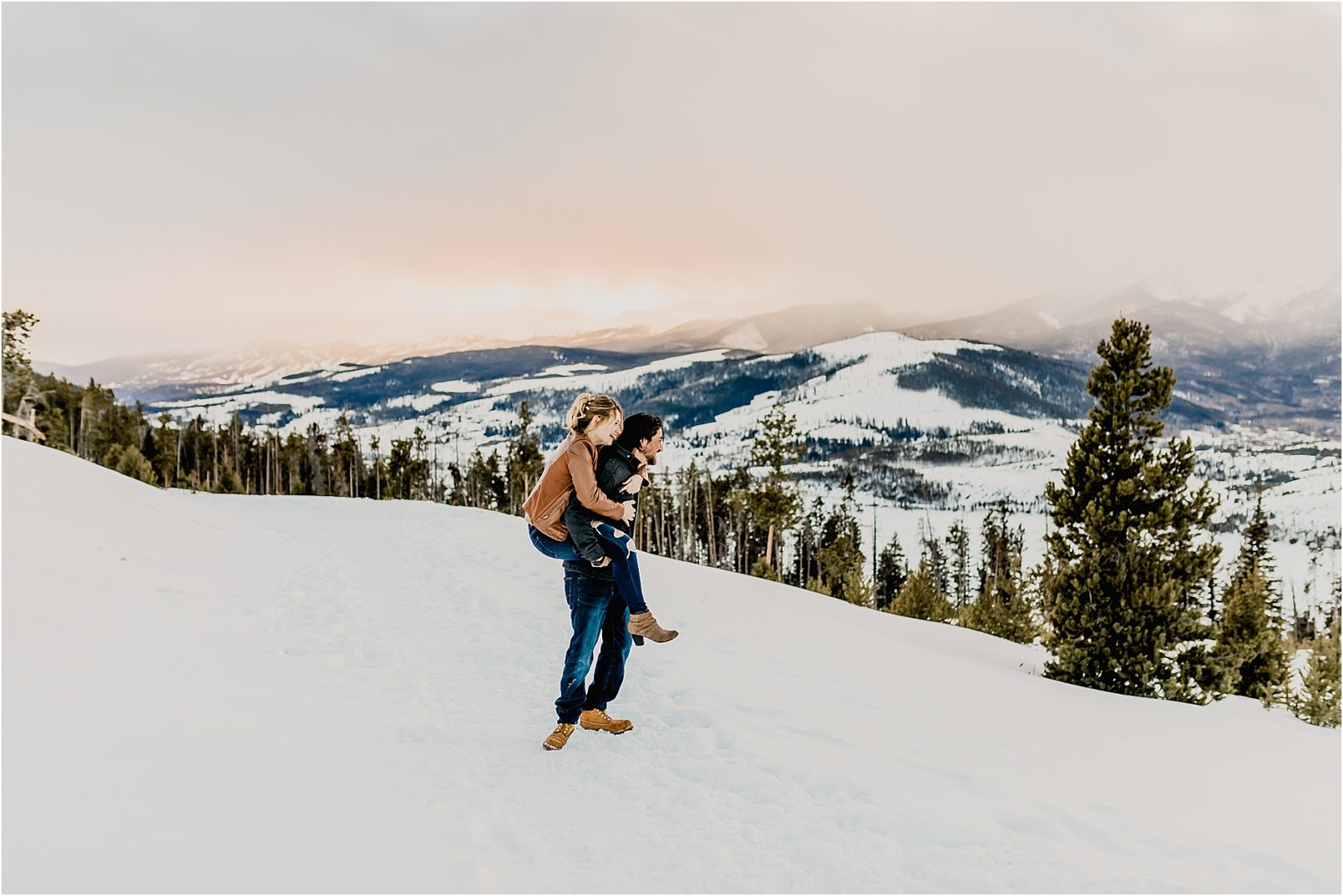 couples engagement session in the beautiful mountains of Breckenridge colorado at sapphire point overlook