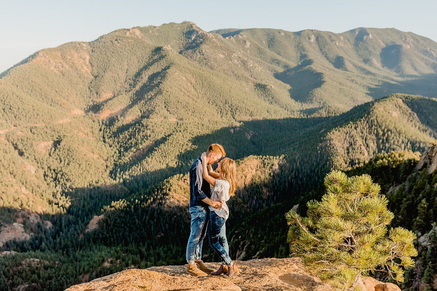 Colorado Mountain Engagement Photos | Lauren Casino Photography