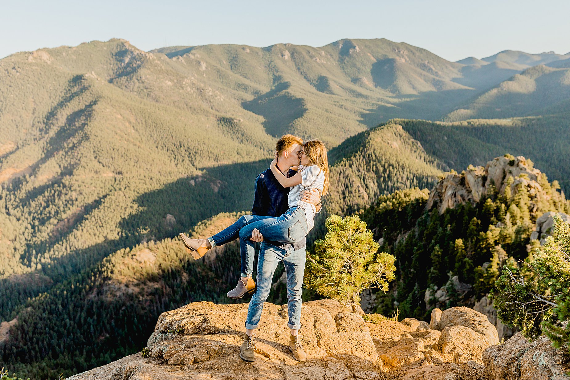 colorado mountain engagement photos, lauren casino photographs a couples engagement photos with gorgeous colorado mountains in the background