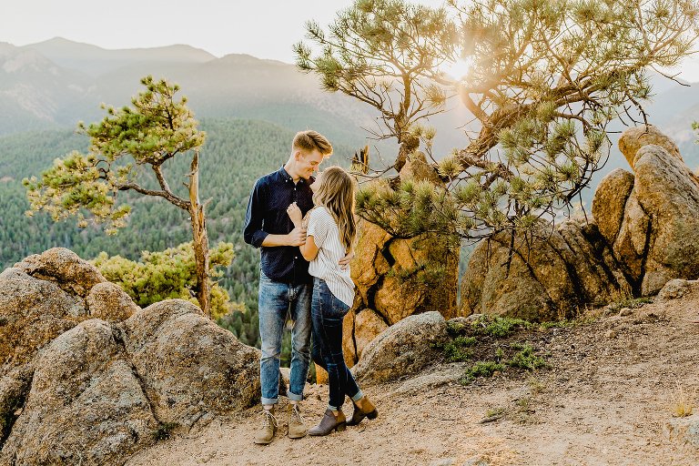 Colorado Mountain Engagement Photos | Lauren Casino Photography